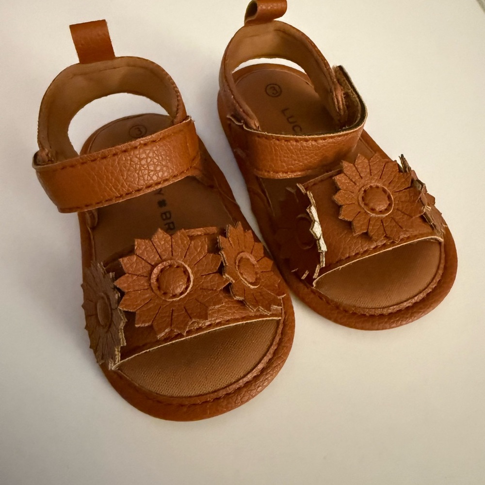 Lucky Brand Tan Kids Sandals with Floral Accents